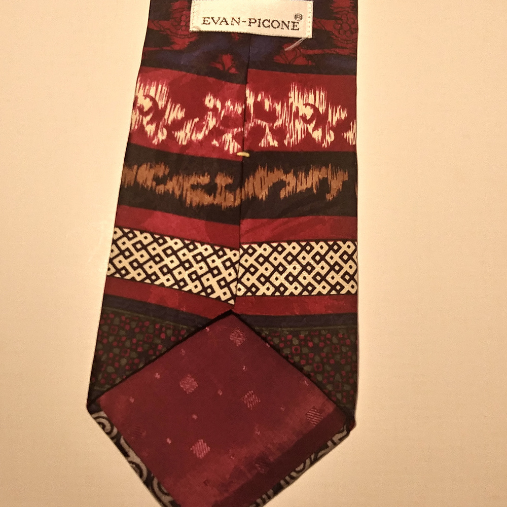 Evan-Picone 100% Silk Multi-Patterned Men's Neck T